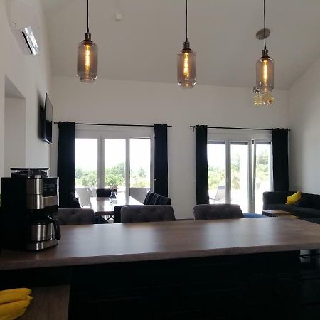 Villa Orao Kaštel Novi Eksteriør billede