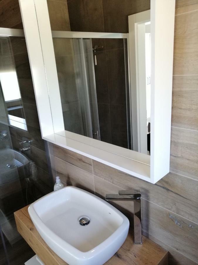 Villa Orao Kaštel Novi Eksteriør billede
