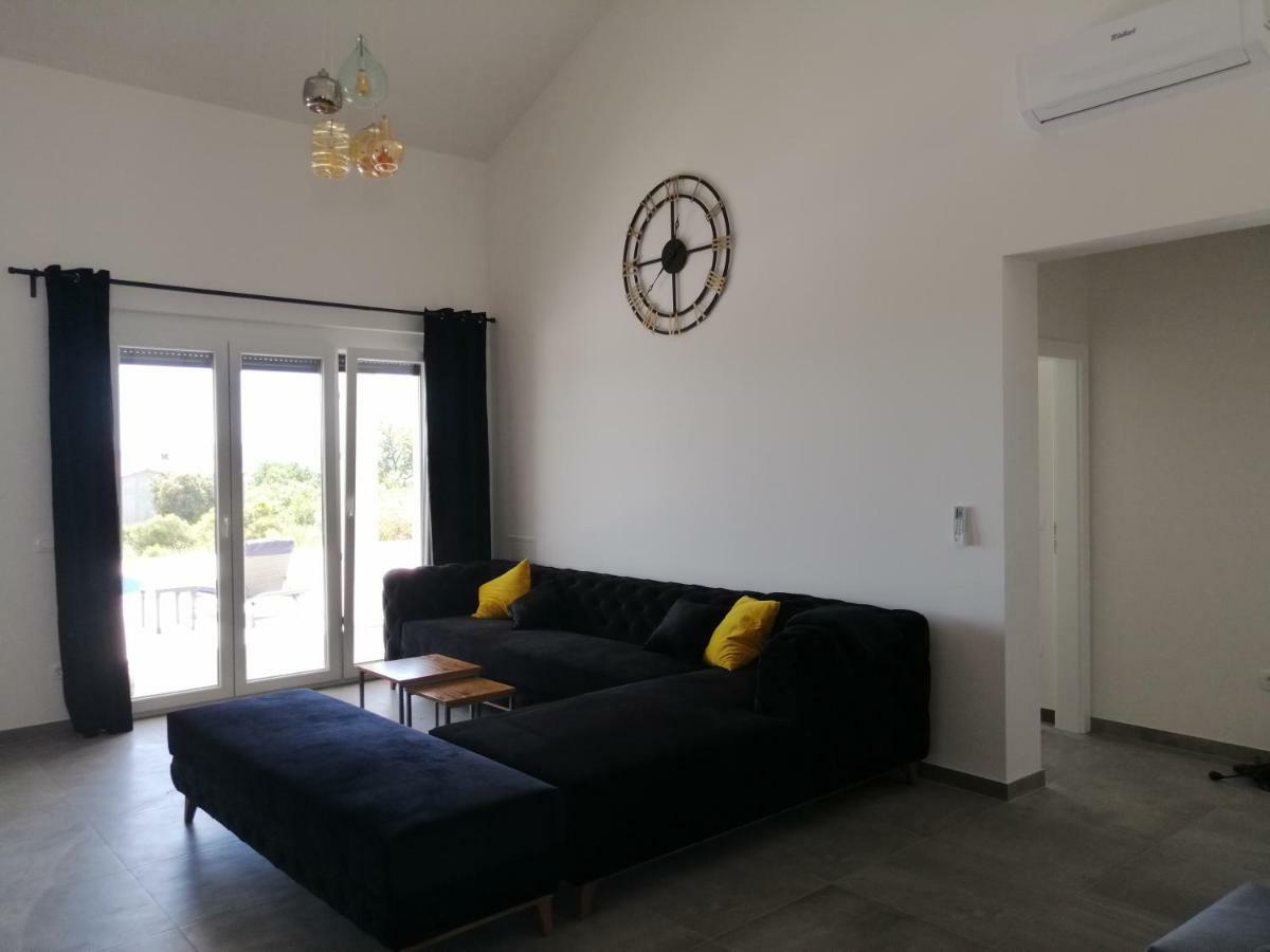 Villa Orao Kaštel Novi Eksteriør billede