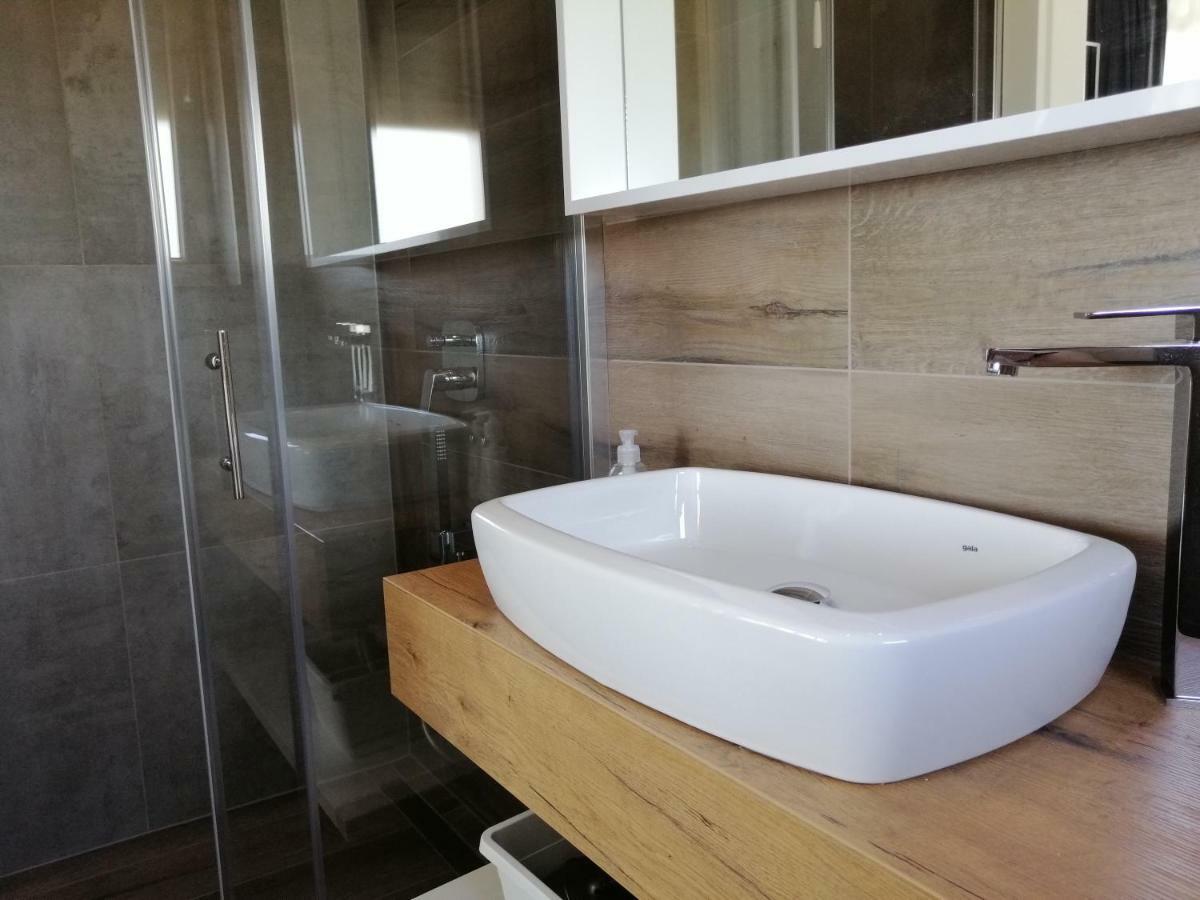 Villa Orao Kaštel Novi Eksteriør billede