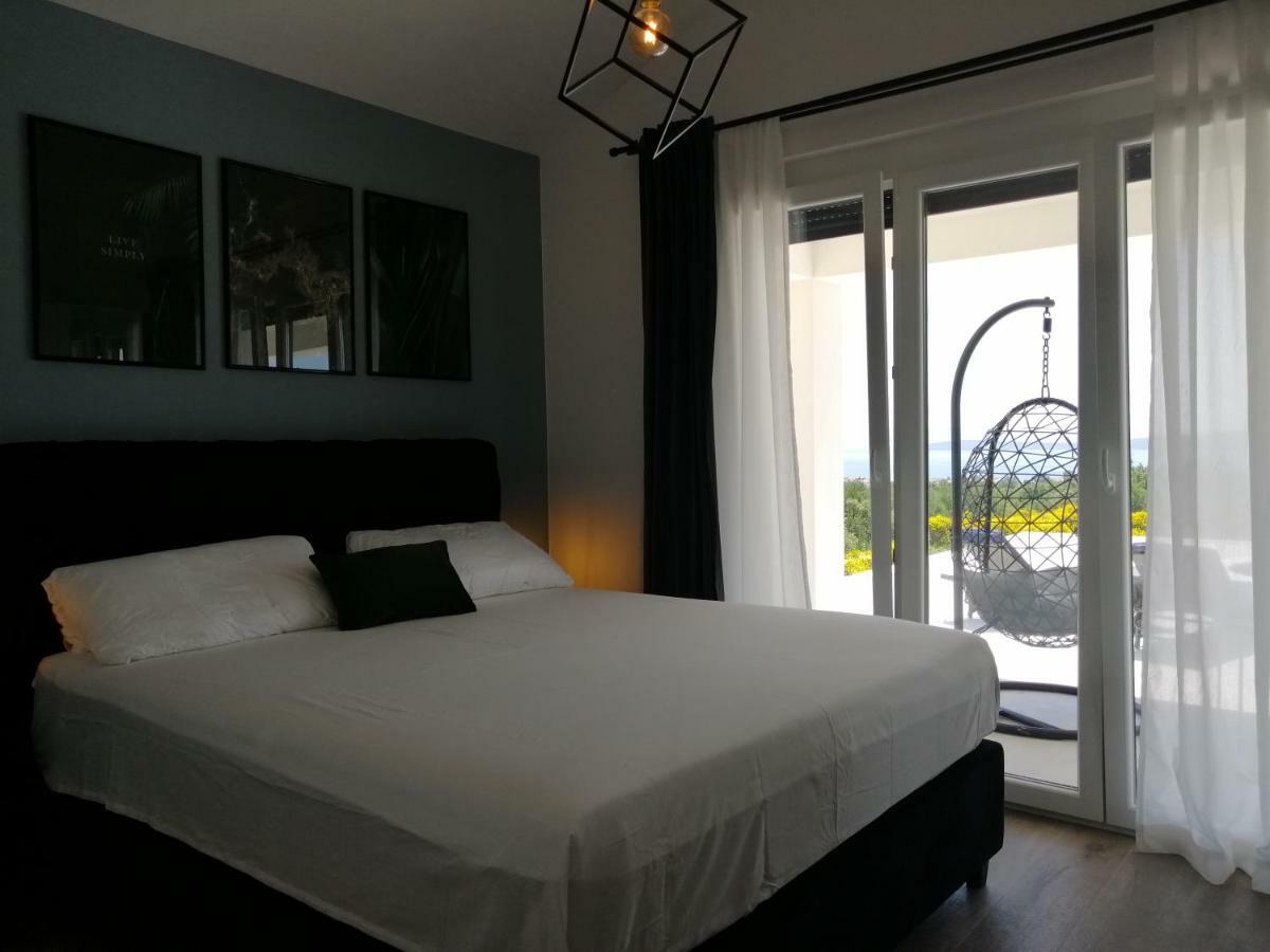 Villa Orao Kaštel Novi Eksteriør billede