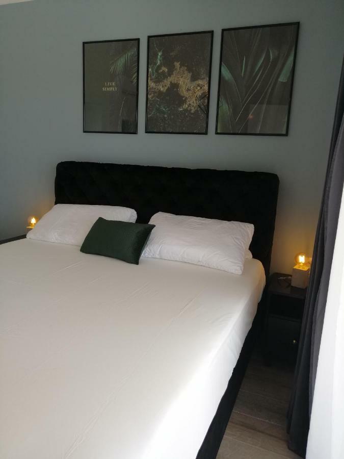 Villa Orao Kaštel Novi Eksteriør billede