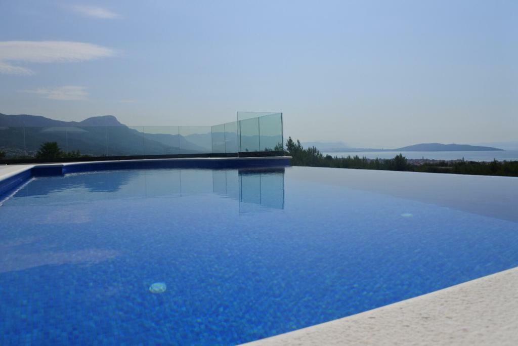 Villa Orao Kaštel Novi Eksteriør billede