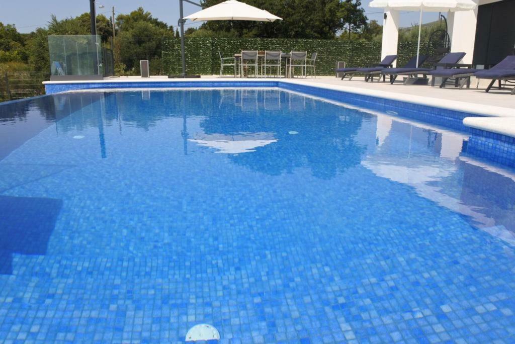 Villa Orao Kaštel Novi Eksteriør billede