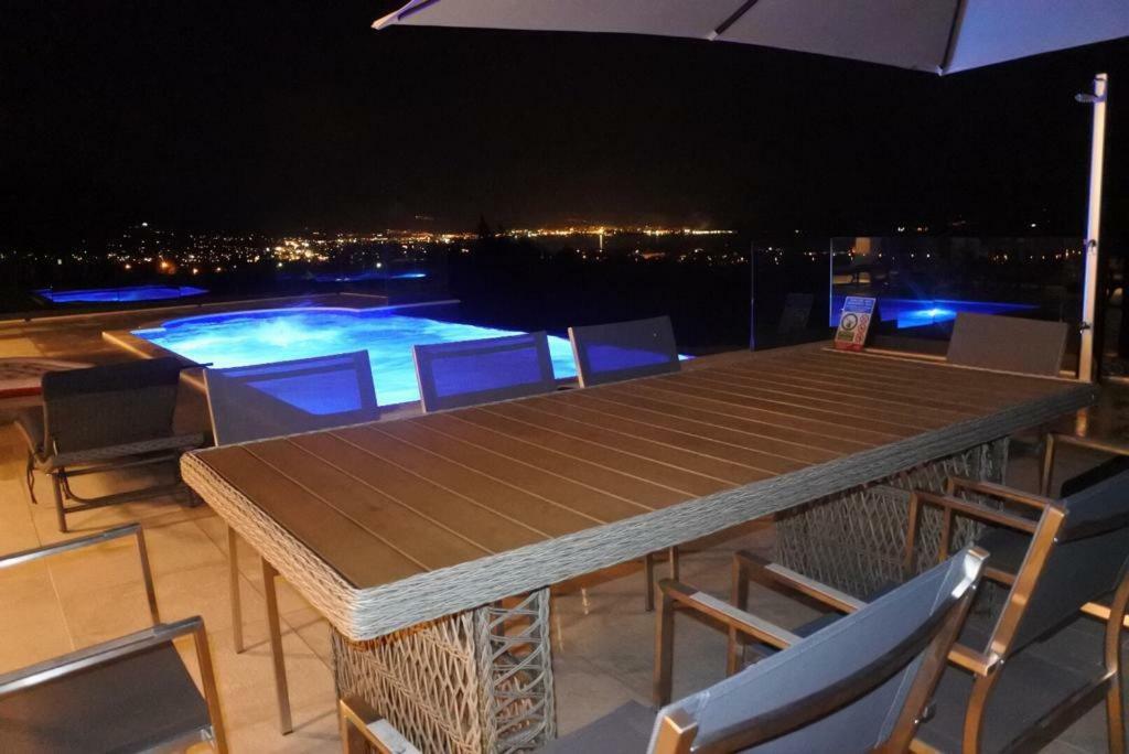 Villa Orao Kaštel Novi Eksteriør billede